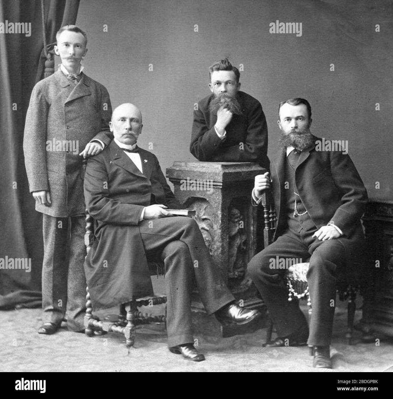 Russkij Synovya K I Shlippe Sleva Napravo Gustav Vladimir Viktor Aleksandr 1870 E Gg 1870s Date Qs P 1870 00 00t00 00 00z 8 Http Feb Web Ru Feb Rosarc Rah Rah 025 Htm Unknown Author Stock Photo Alamy
