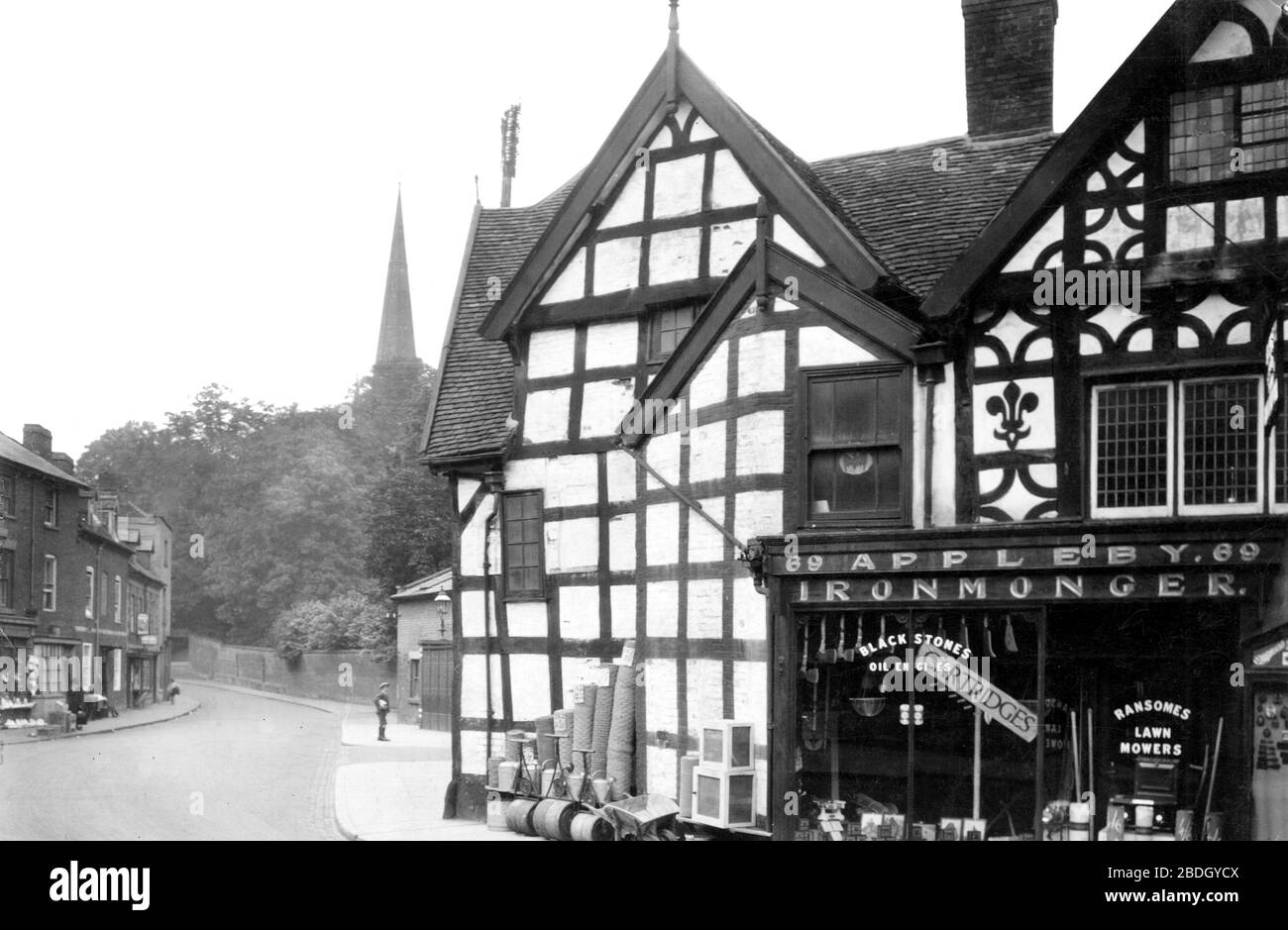 Bromsgrove, Old Timbered Houses 1949 Stock Photo Alamy