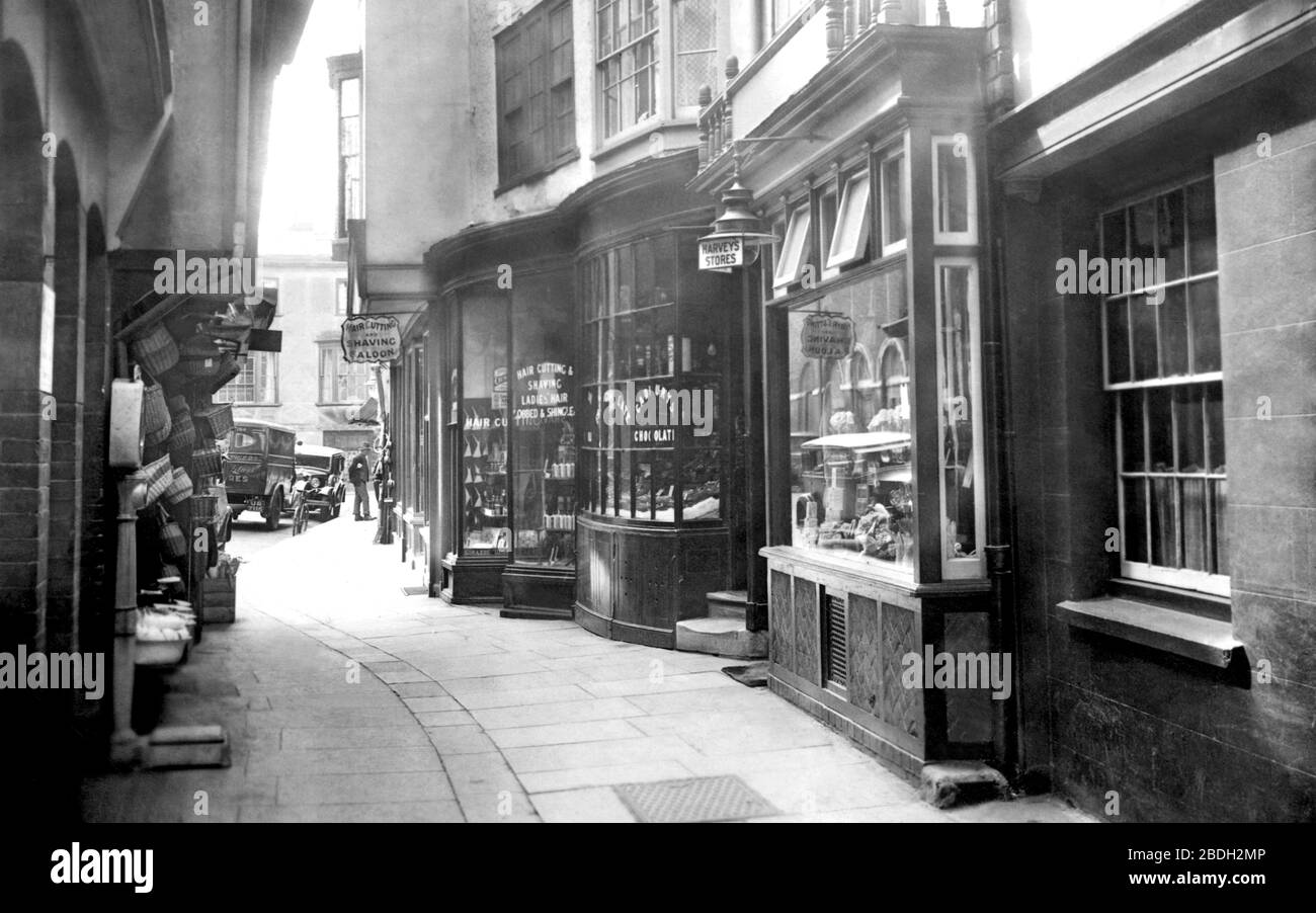 Hertford, Shops in Honey Lane 1933 Stock Photo