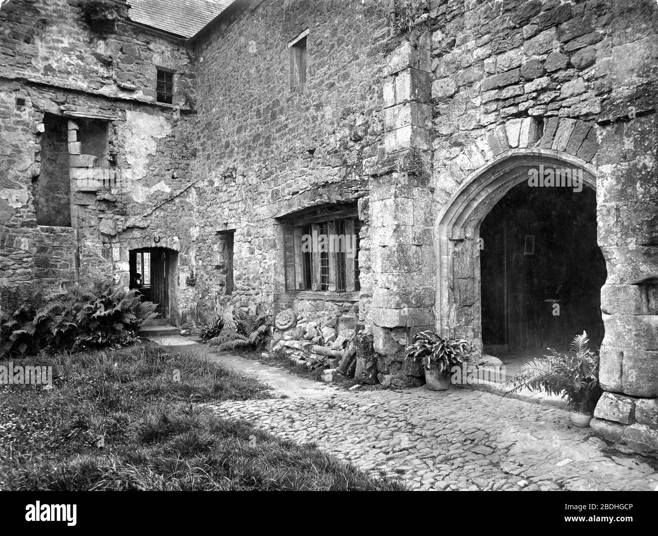 Old Cleeve, Cleeve Abbey, the Abbots House 1919 Stock Photo Alamy