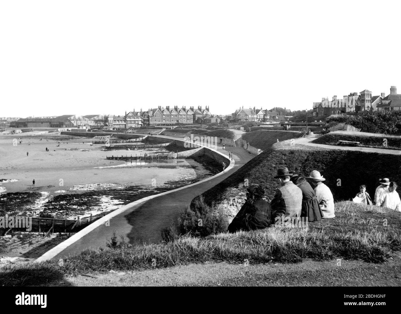 Westgate on Sea, St Mildred's Bay, looking East 1918 Stock Photo Alamy