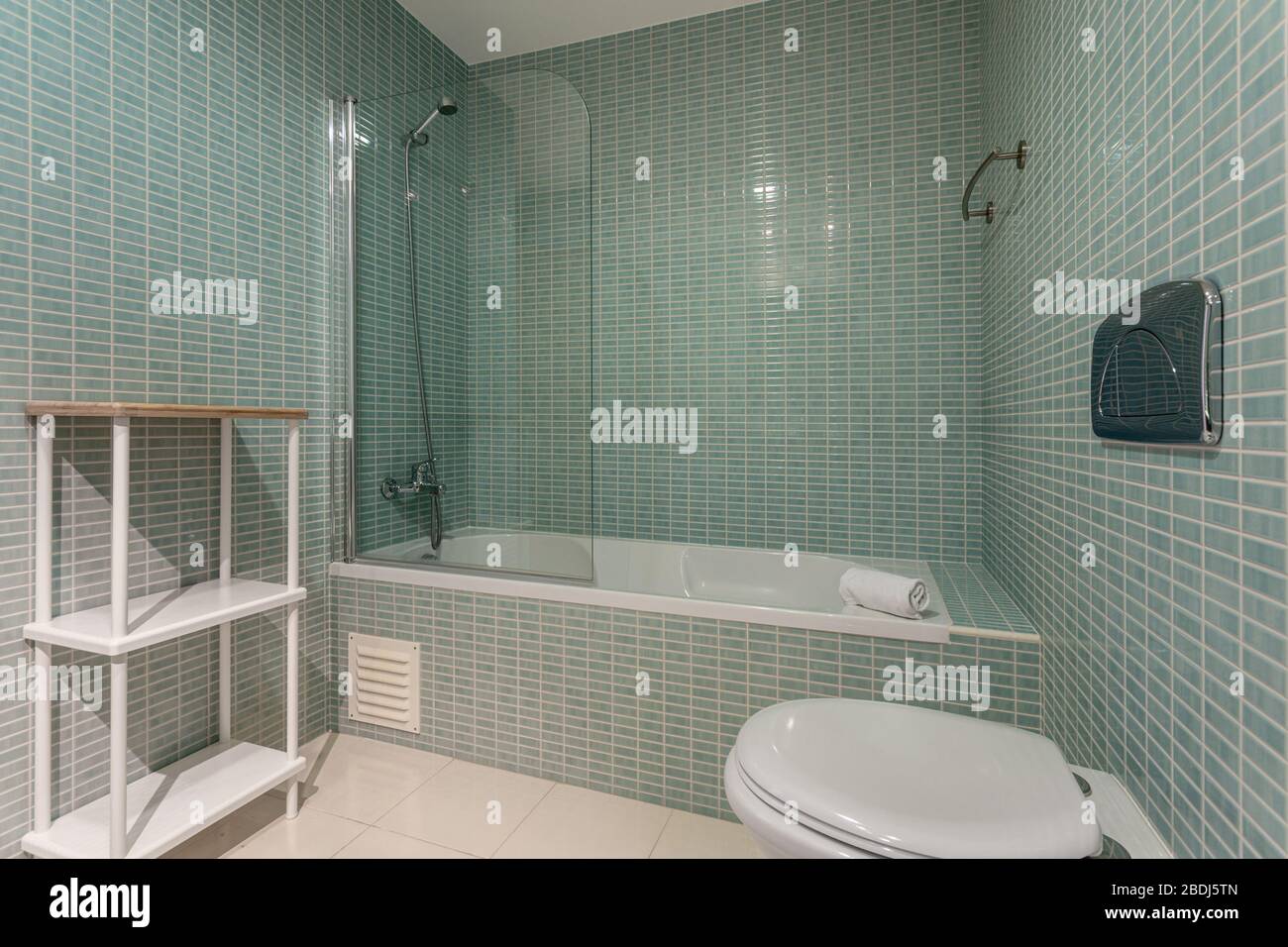 Modern bathroom. European hotel design Stock Photo - Alamy