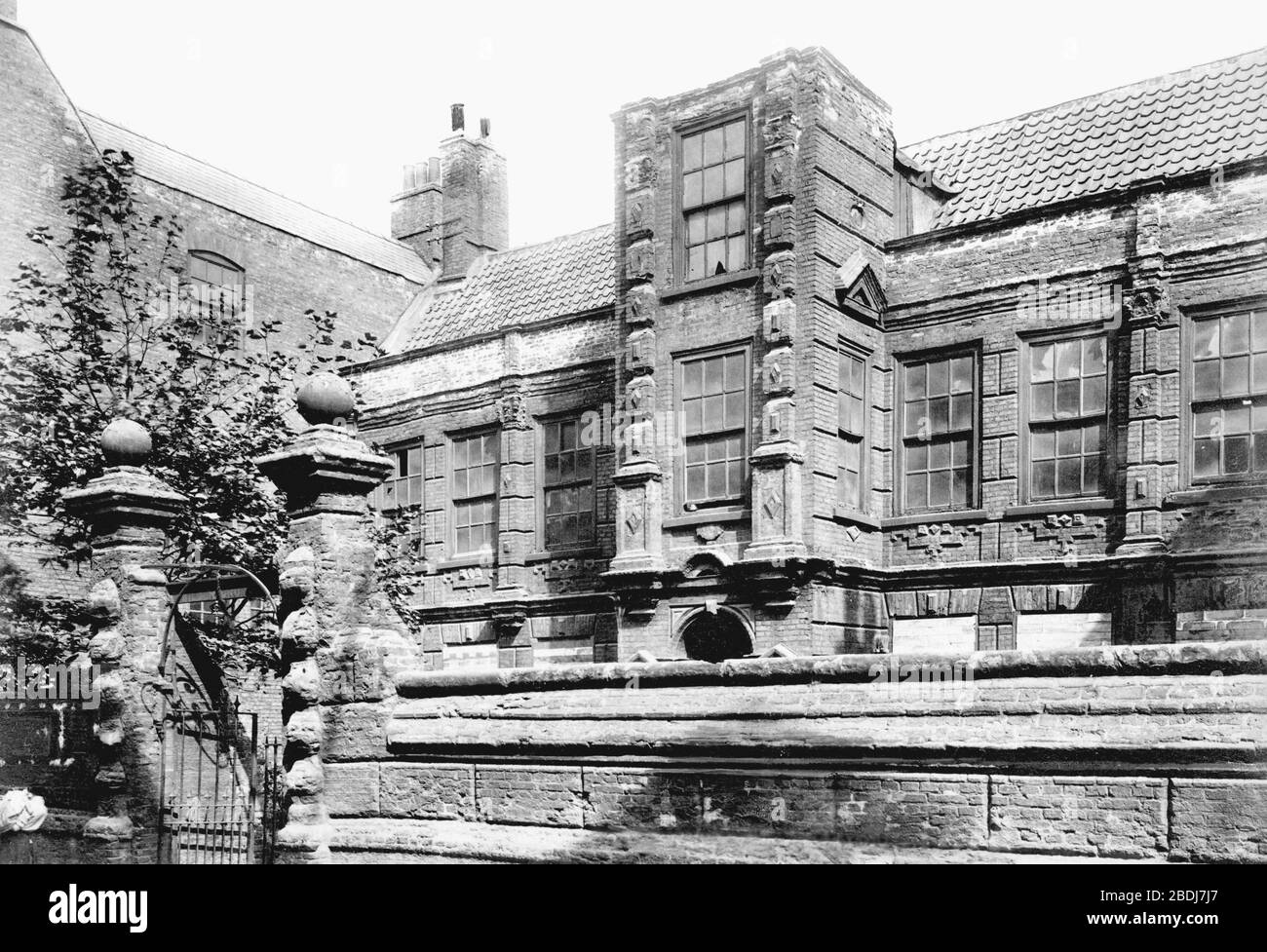 Hull, Wilberforce House 1903 Stock Photo Alamy