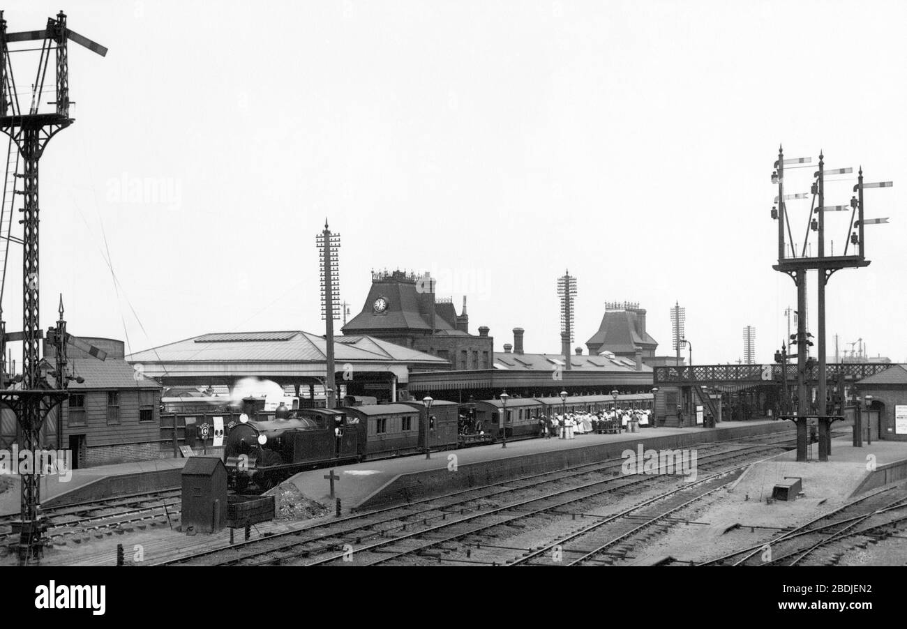 Clapham Junction, Railway Junction 1899 Stock Photo Alamy