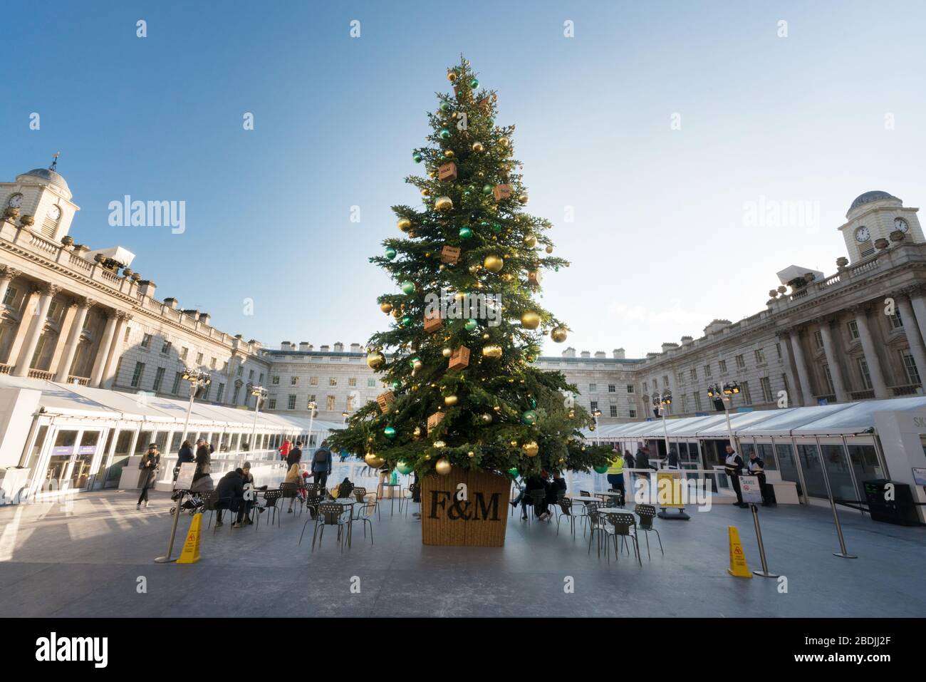 christmas tree somerset house Stock Photo Alamy
