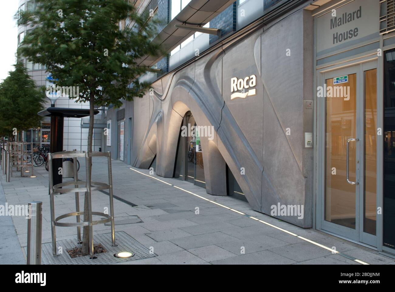 Bathrooms Showroom Design Architecture Roca Gallery, Station Court