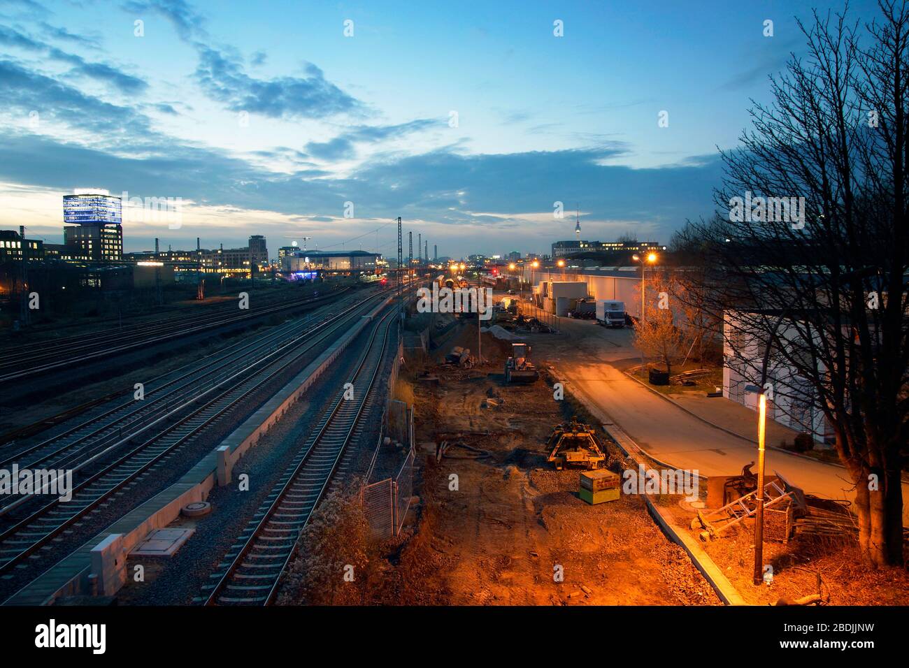 Bahndamm in Berlin-Friedrichshain Stock Photo