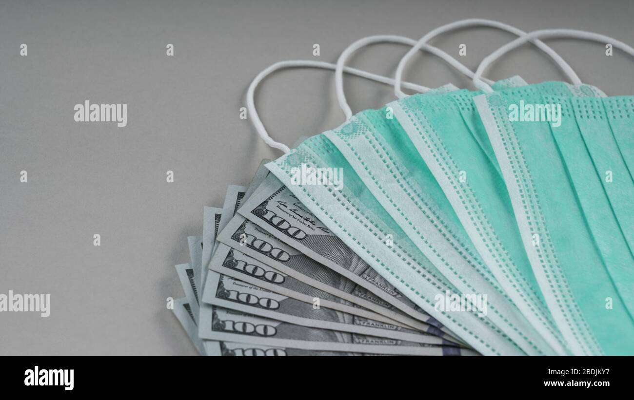 Pile medical masks hi-res stock photography and images - Alamy