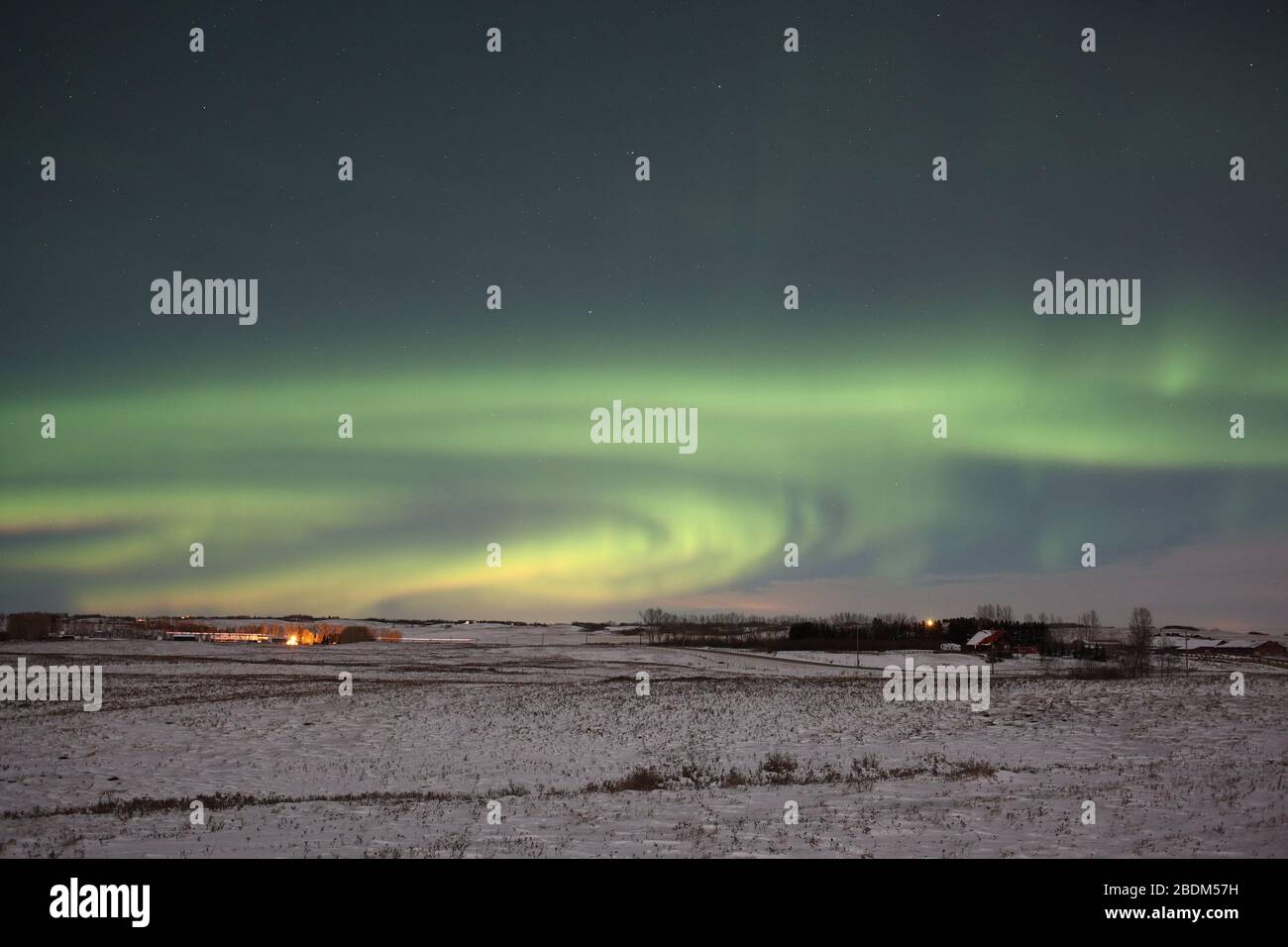 Northern lights above Alberta Stock Photo Alamy