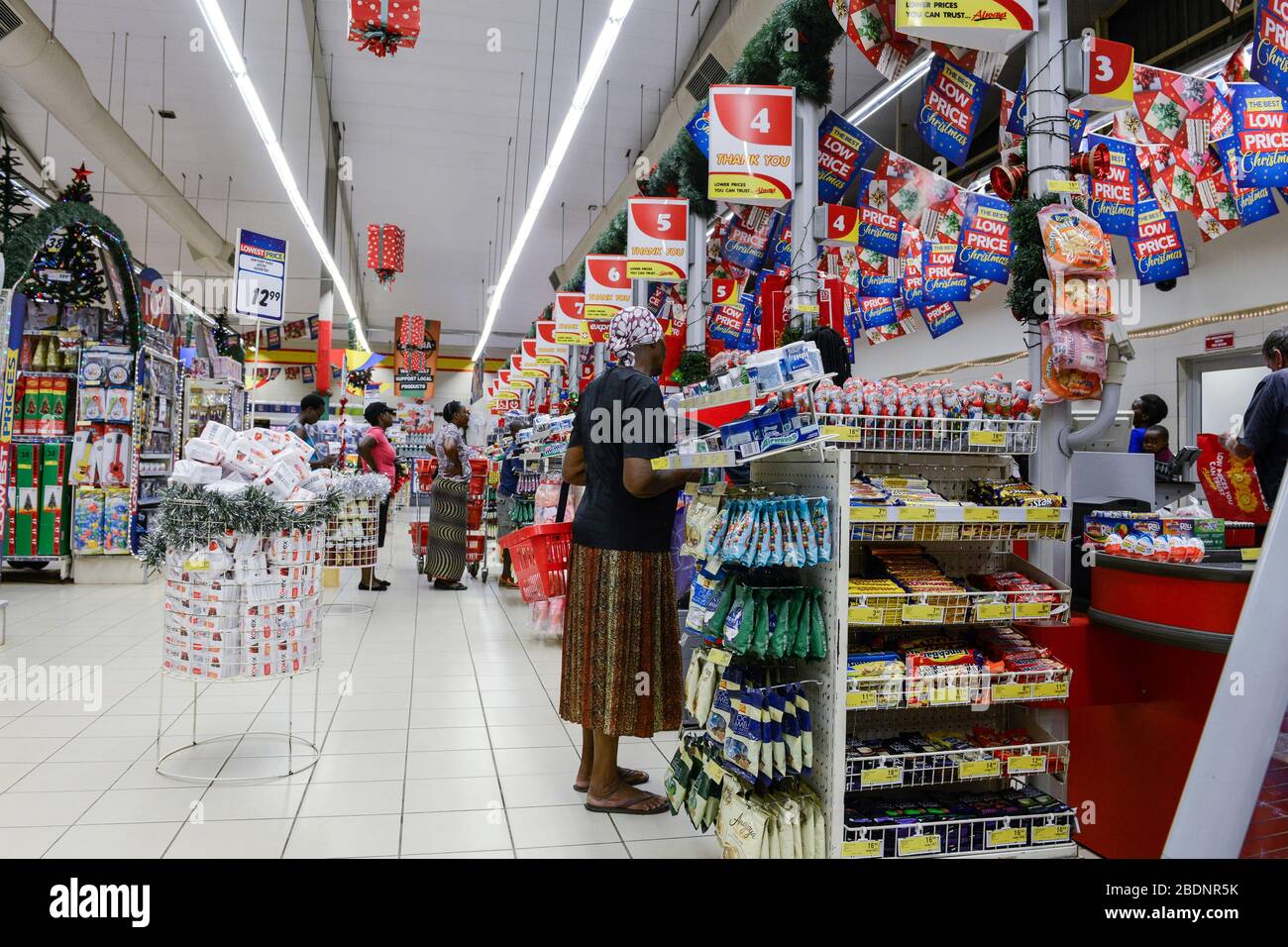 ZAMBIA, Mazabuka, shoprite supermarket / SAMBIA, shoprite supermarkt Stock Photo Alamy