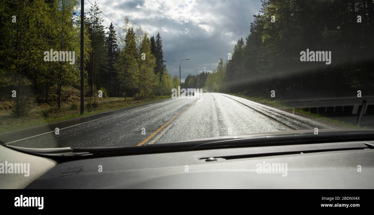Glare Driving Stock Photos & Glare Driving Stock Images Alamy