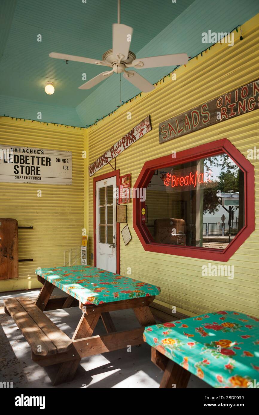 Vertical View Of Natachee S Supper N Punch Restaurant Terrace In Main St Midtown Houston Texas Stock Photo Alamy