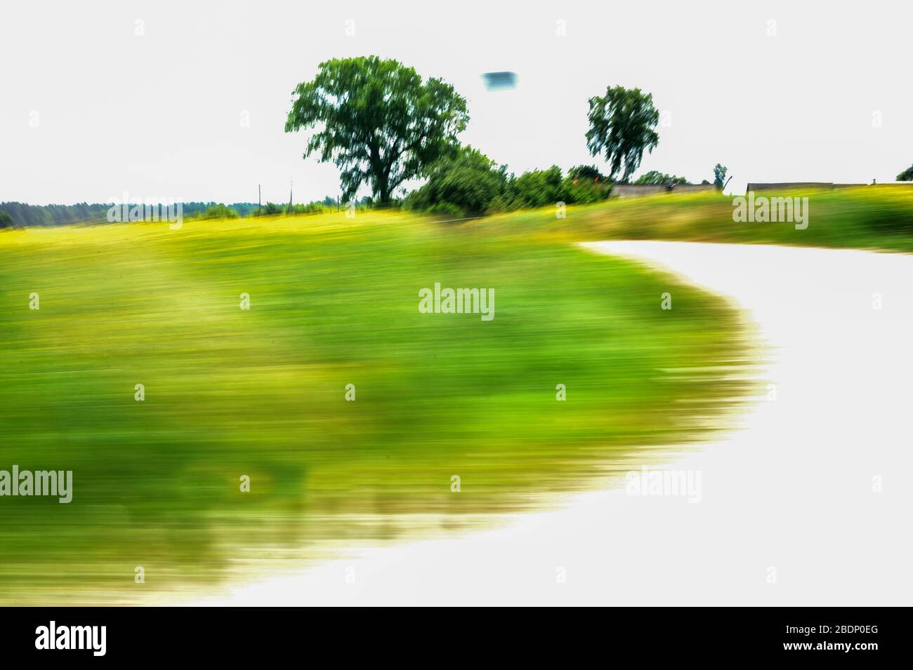 Associative photography which illustrate text or augments it are ...