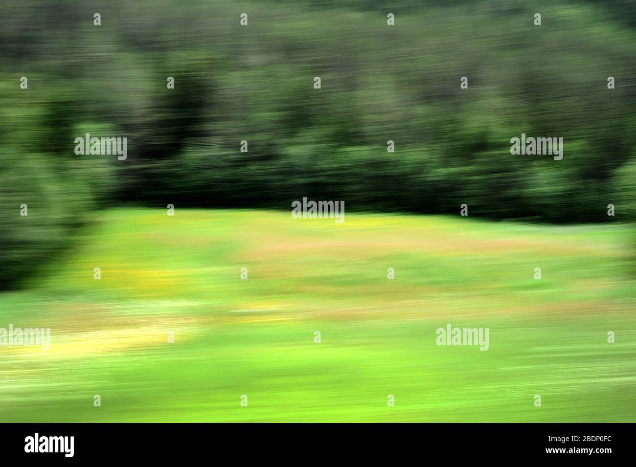 Associative photography which illustrate text or augments it are ...