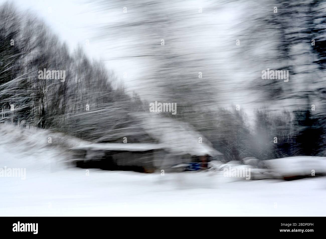 Associative photography which illustrate text or augments it are ...