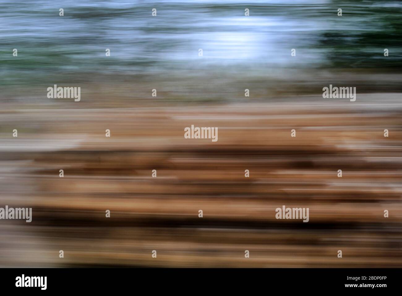 Associative photography which illustrate text or augments it are ...
