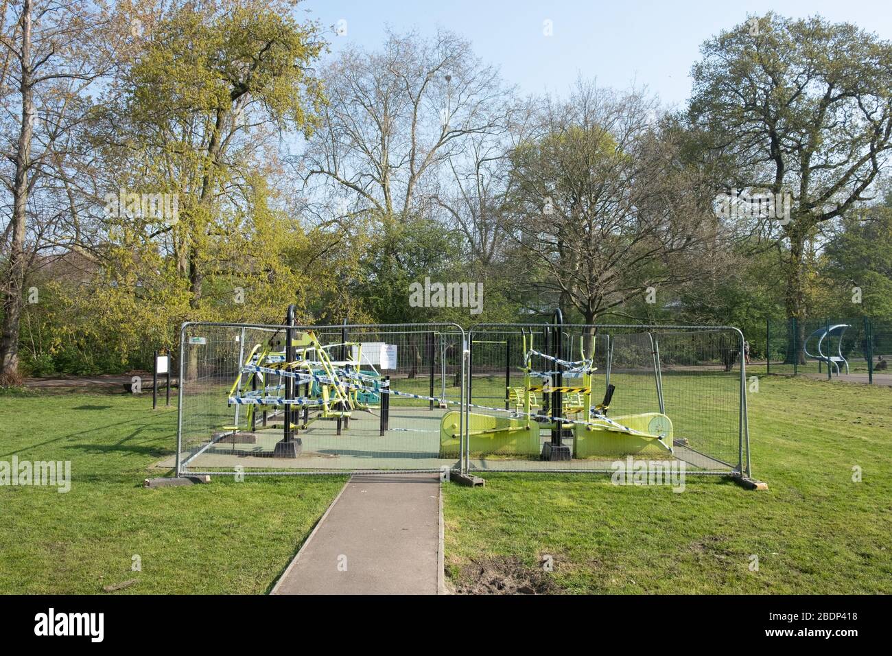 Peckham Rye Park, London, UK. 9th Apr, 2020. An outdoor gym covered in police tape and barriers as the lockdown in London and the UK continues. Credit: Tom Leighton/Alamy Live News Stock Photo