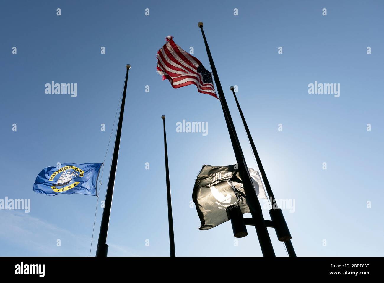 Half staff flags hires stock photography and images Alamy