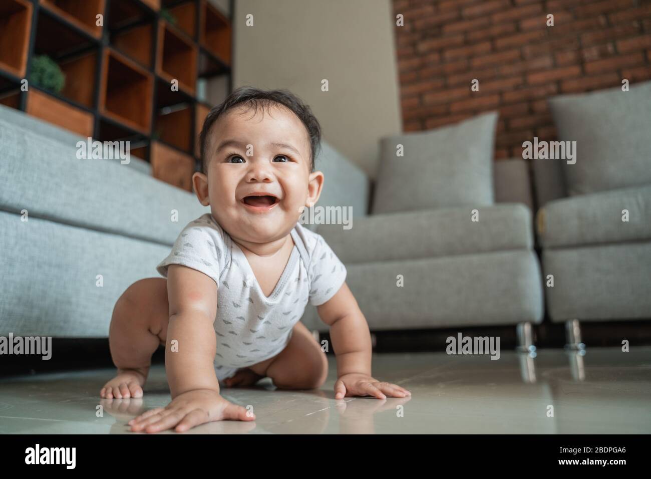 Baby crawl toys hi-res stock photography and images - Alamy