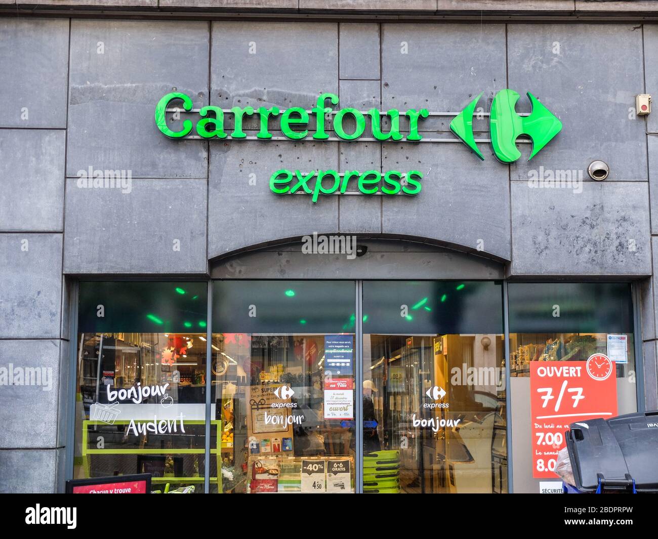 Carrefour express entrance shop, a French grocery store Stock Photo - Alamy