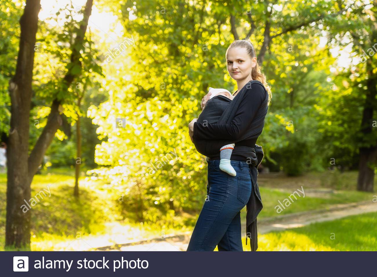 front cross carry newborn