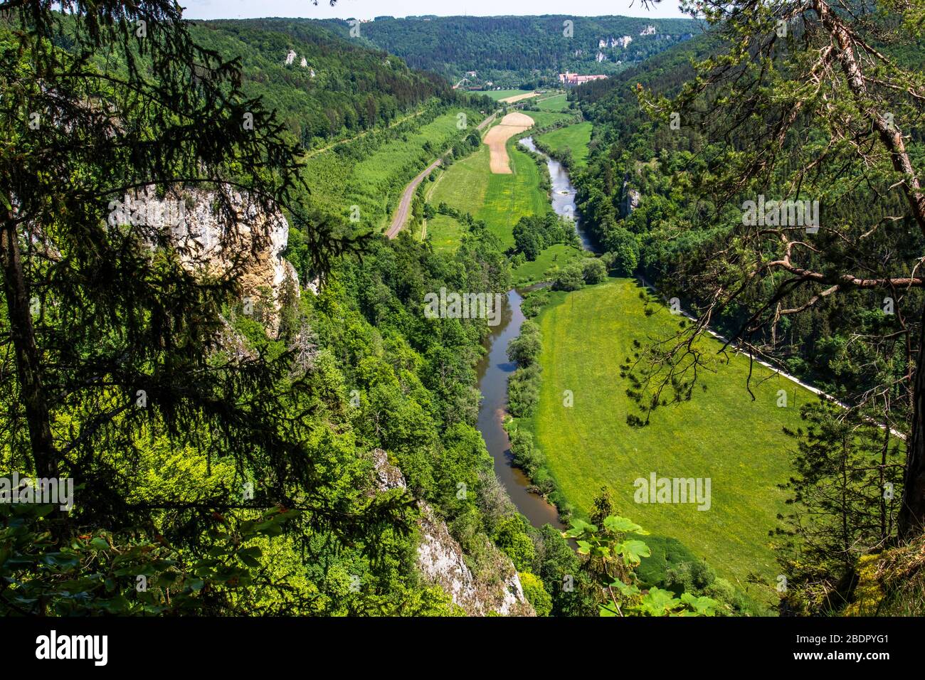 Blick vom Knopfmacherfels nach Beuron, Donautal, Schwäbische Alb, deutschland Stock Photo