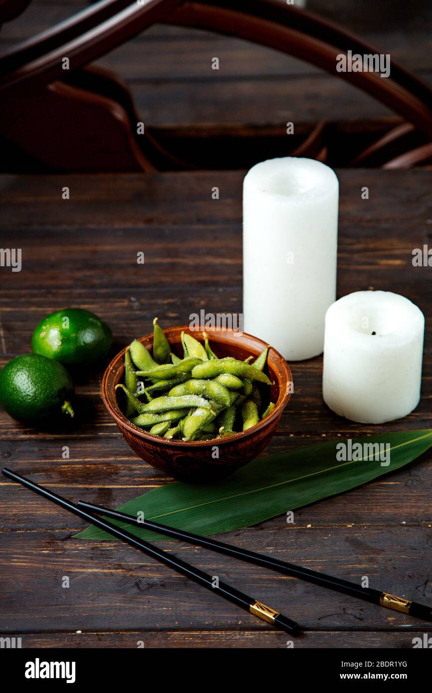 green beans and a pair of limes Stock Photo Alamy
