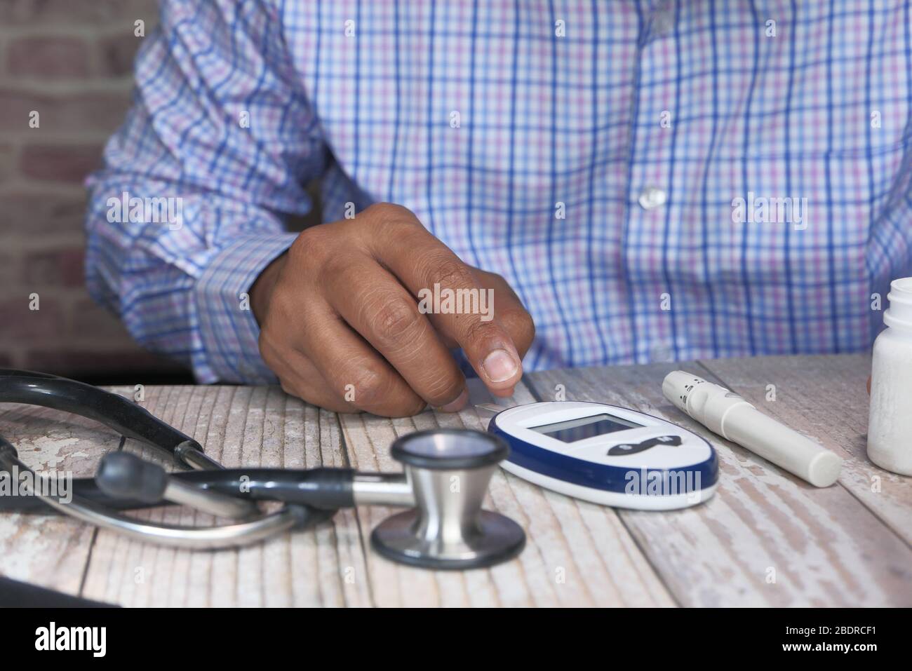 Diabetes test kit hires stock photography and images Alamy