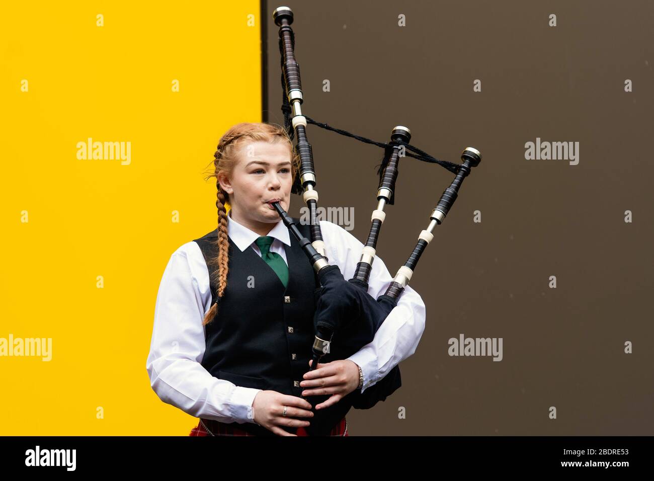 Pictured Chloe Blakely 14 The Community School of Auchterarder  Scottish Schools Pipes and Drums Championship, William McIlvanney Stock Photo