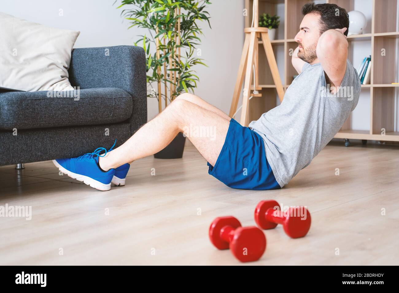 Abdominal crunch hi-res stock photography and images - Alamy