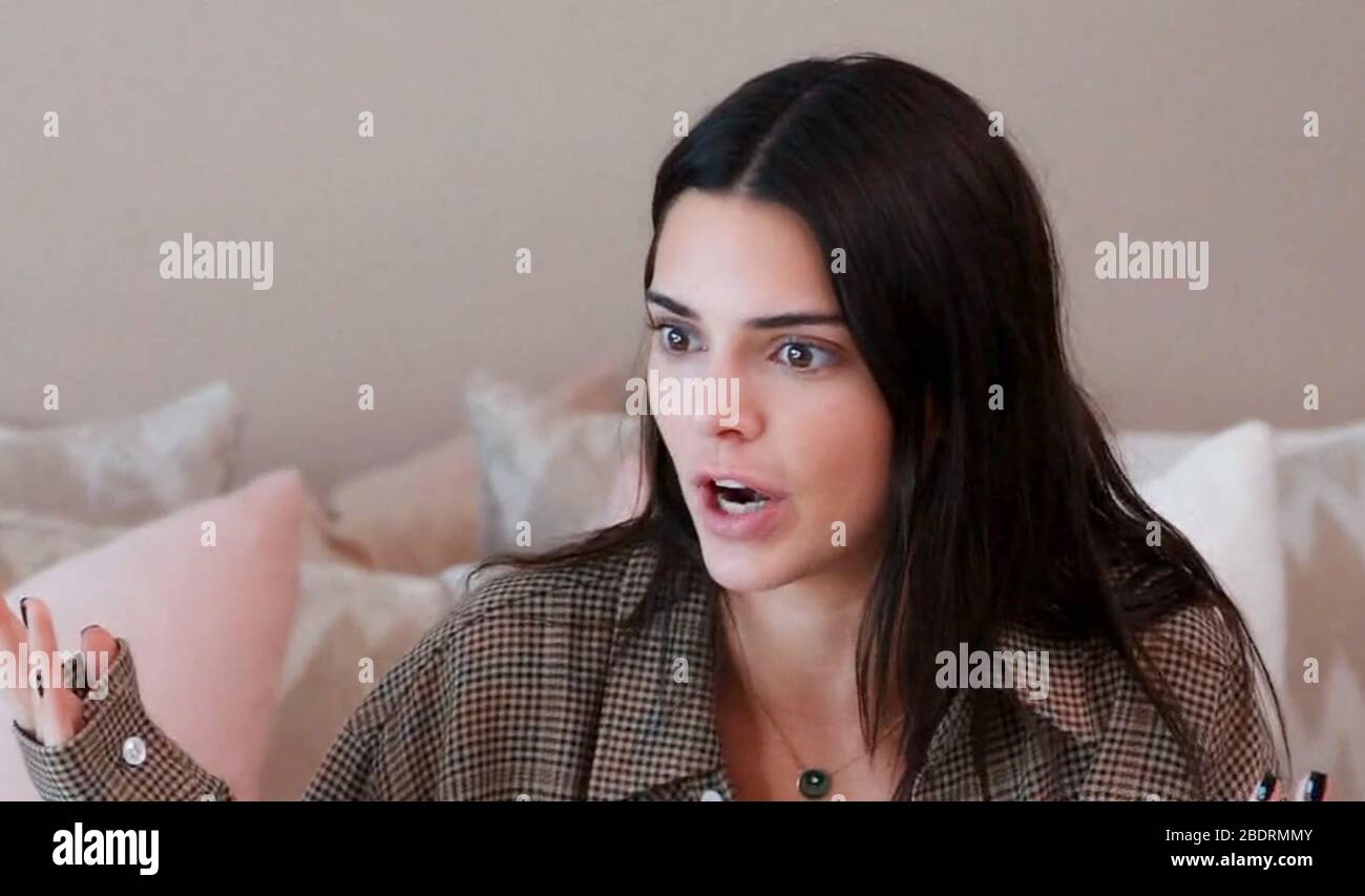 Kendall jenner keeping up kardashians hi-res stock photography and