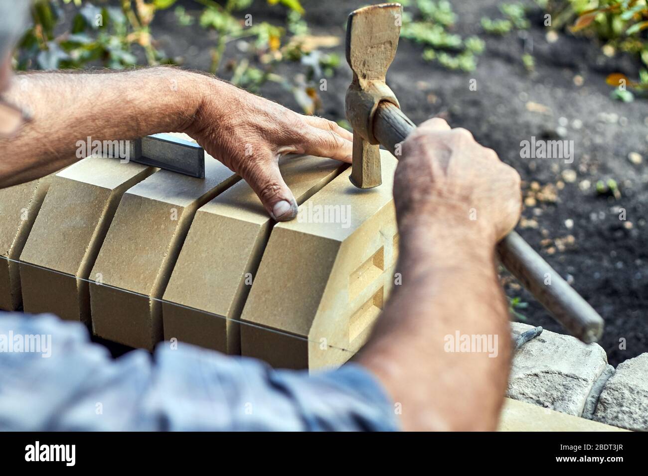 Brick hammer joint hires stock photography and images Alamy