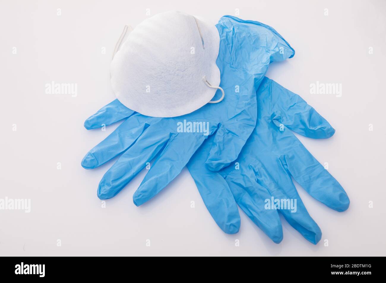 surgical hand gloves