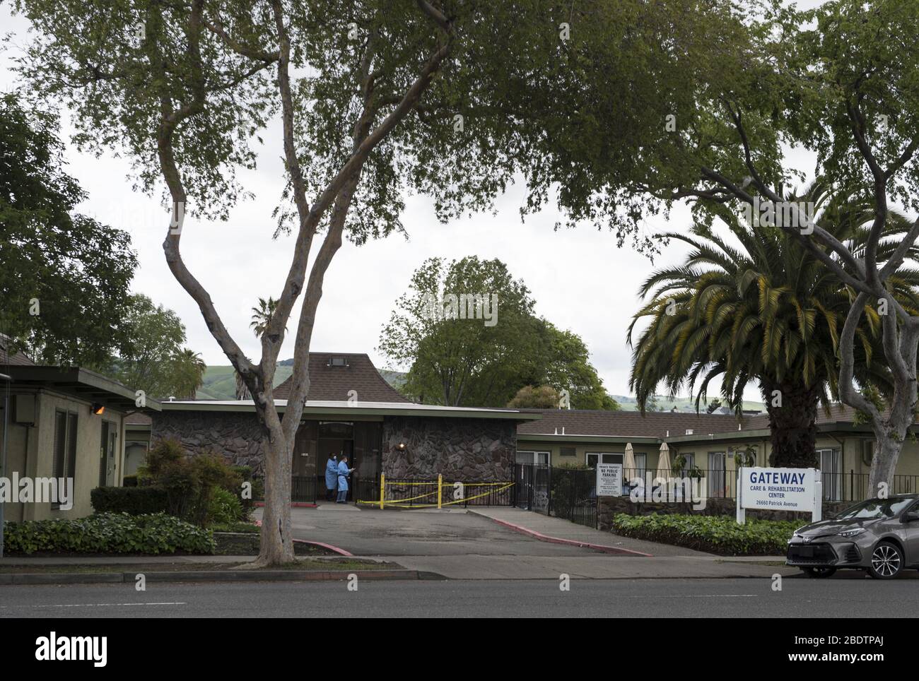 Hayward, United States. 09th Apr, 2020. Gateway Care & Rehabillition Center, a skilled nursing facility is seen in Hayward, California on Thursday, April 9, 2020. Thirty-five patients have tested positive for COVID-19 along with 24 staffers. Six patients have died. Photo by Terry Schmitt/UPI Credit: UPI/Alamy Live News Stock Photo