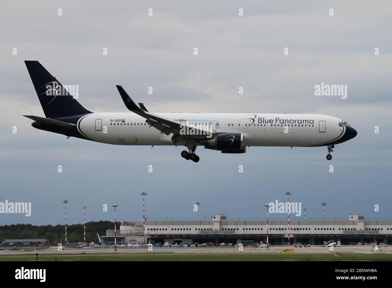 EI-GEP Blue Panorama Airlines Boeing 767-300 at Milan Malpensa (MXP / LIMC) Stock Photo