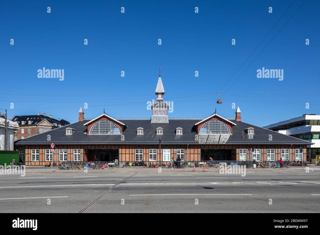 sterport-station-designed-by-heinrich-wenck-1897-copenhagen