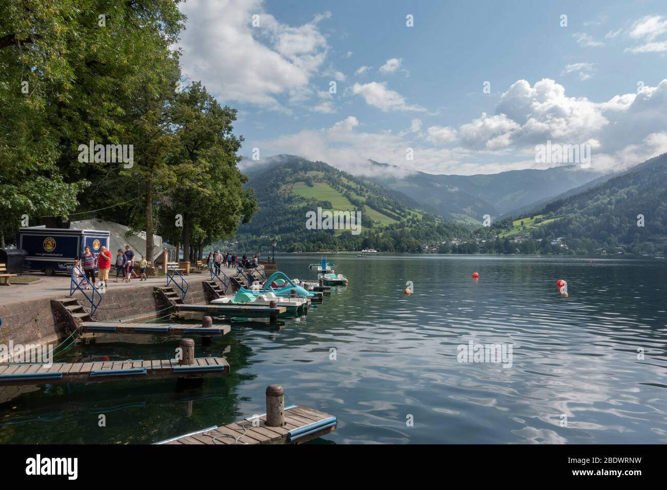 Lakeside view of Lake Zell, (Zeller See) in Zell Am See, Austria. Stock Photo