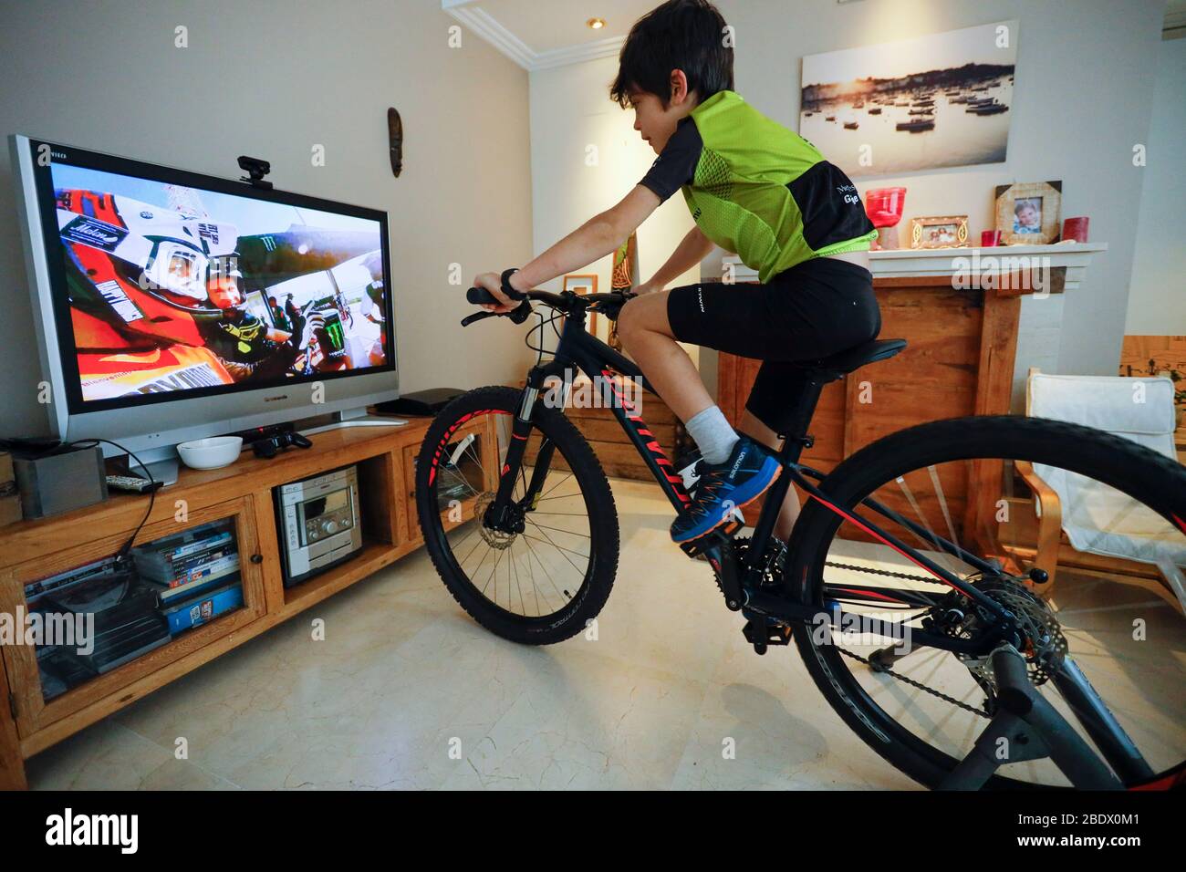 Ride bike inside house new arrivals