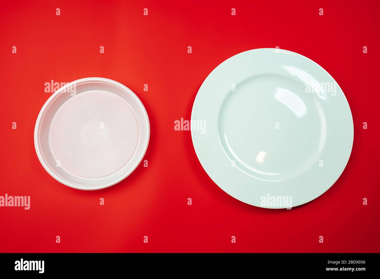 Plates. Ecofriendly life organic made recycle houseware in compare