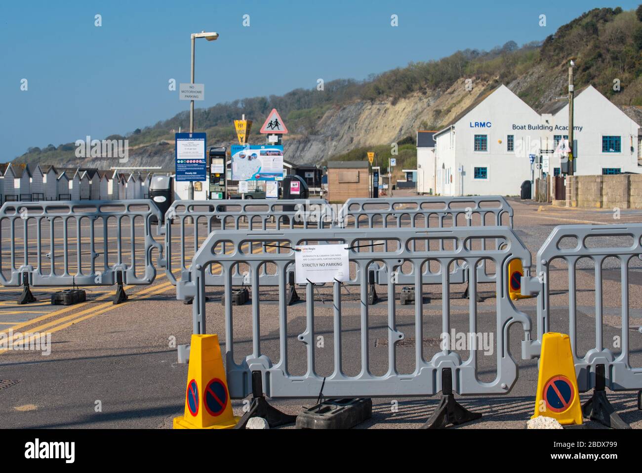 Lyme Regis, Dorset, UK. 10th Apr, 2020. UK Covid-19: Lyme Regis' carparks are closed on Good Friday to encourage visitors to stay away in light of the coronavirus pandemic. Tourism is the main industry for the town and the economic impact of the lockdown on the small business in the town is already beginning bite. Credit: Celia McMahon/Alamy Live News Stock Photo