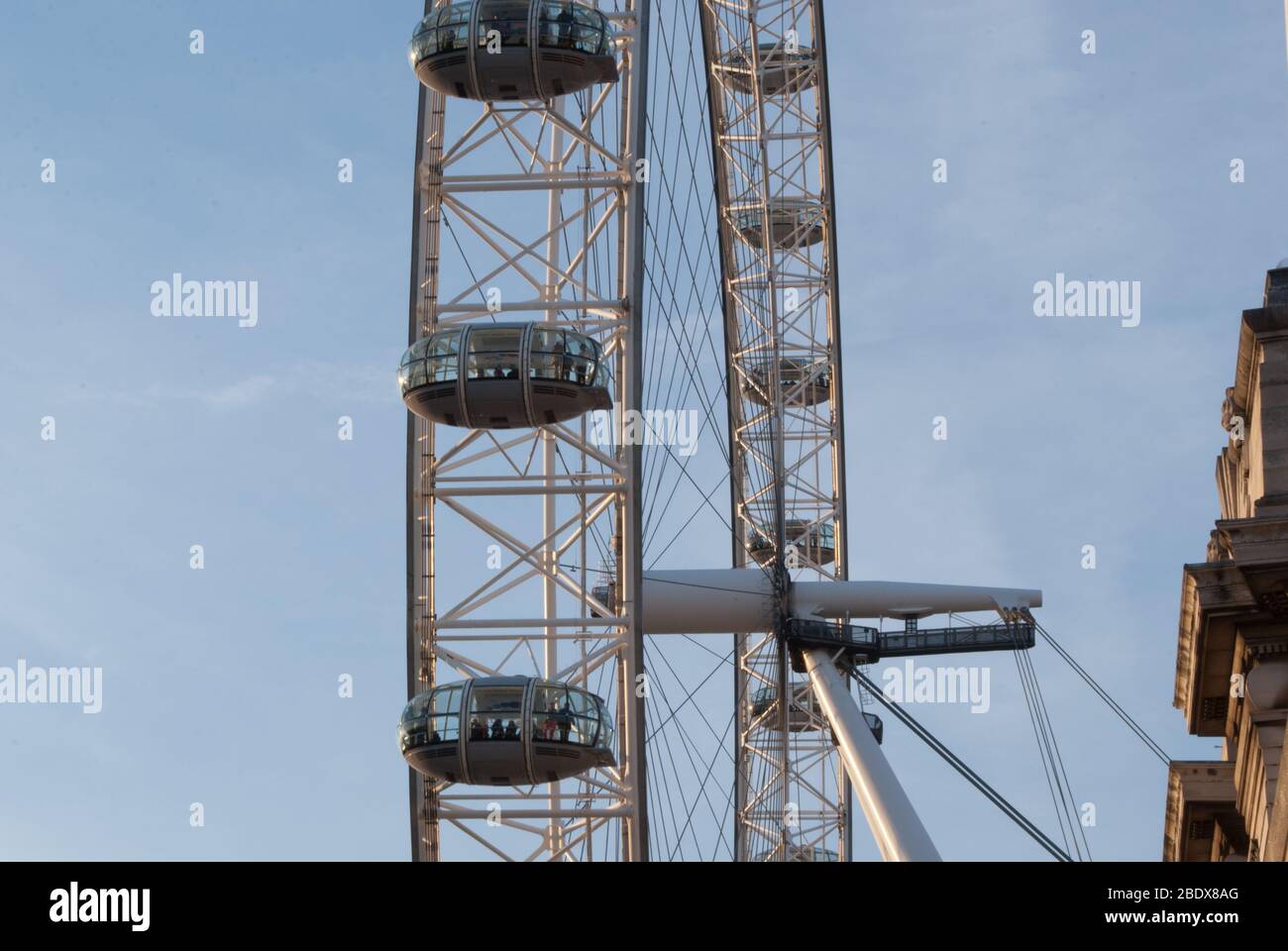 Rotating Ferris Wheel London Eye (Millenium Wheel), The Queen's Walk, London SE1 7PB