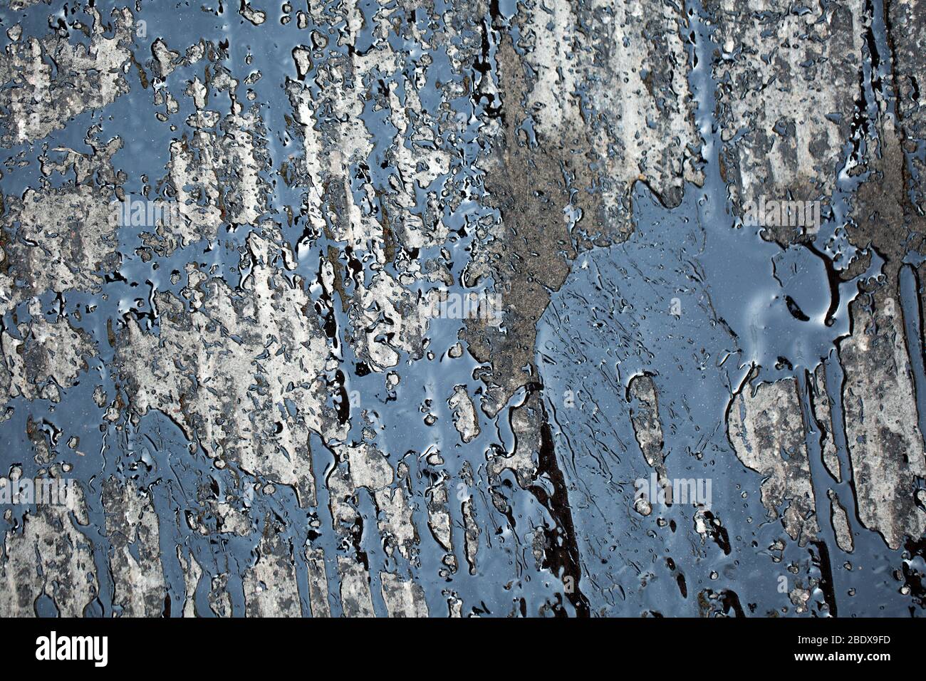 Bitumen Molten High Resolution Stock Photography and Images - Alamy