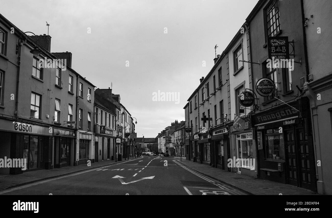 We also share information about your use of our site with our social media, Select Dates and Time ireanns premium interregional service linking major towns and cities across Ireland. 13 Limerick - Adare - Listowel - Tralee and return. Expressway / Intercity - Bus ireann - View Ireland Bus and