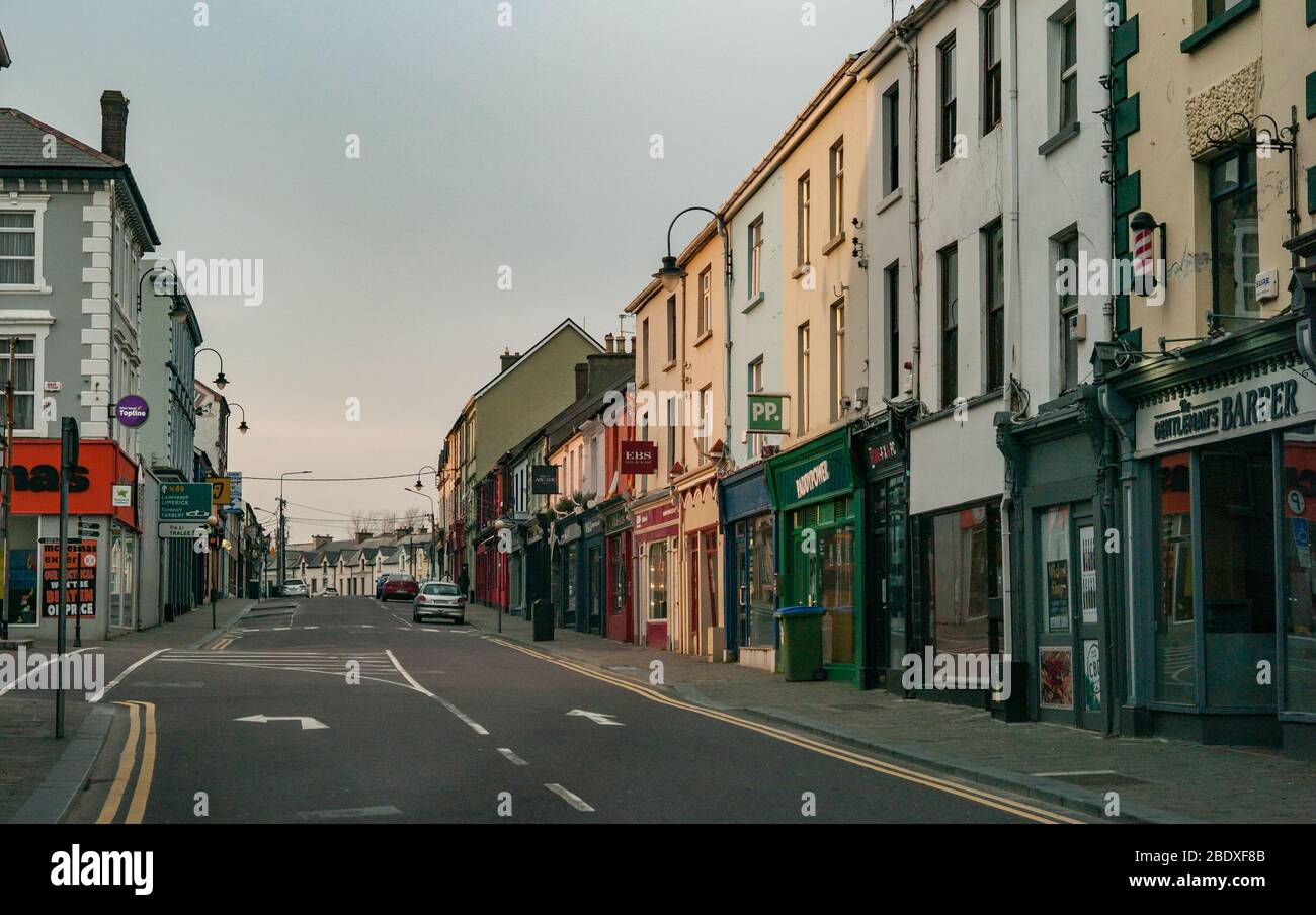 Visit Listowel and North Kerry for the many great beaches, world-renowned links golf courses, fishing and of course, Listowel Writers Black Rocks North Kerry. Visit Listowel and North Kerry - ListowelWriters Week - Kerry
