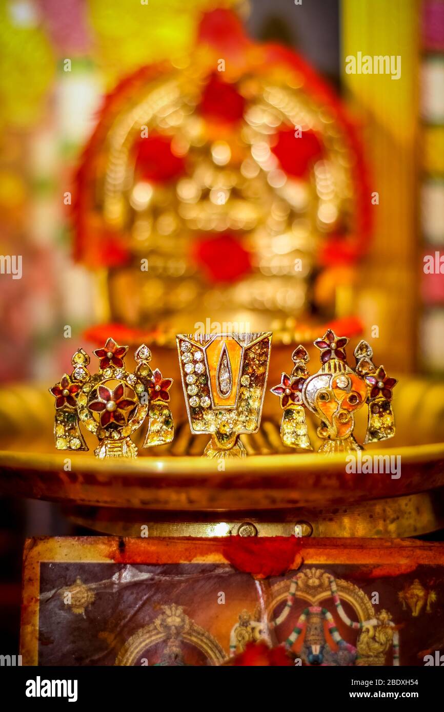 Lord Vishu Balaji Chakra Symbol - Shanku Chakra Namam Lord Vishnu Balaji Auspicious Holy Symbol for Divine Temple Stock Photo