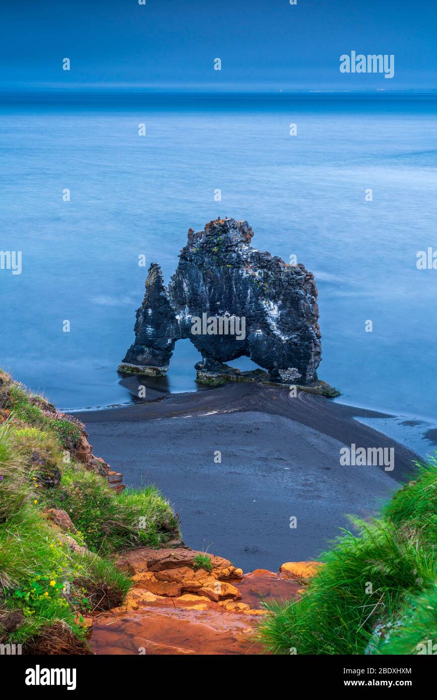 Hvitserkur iceland landscape scenery coast hi-res stock photography and ...
