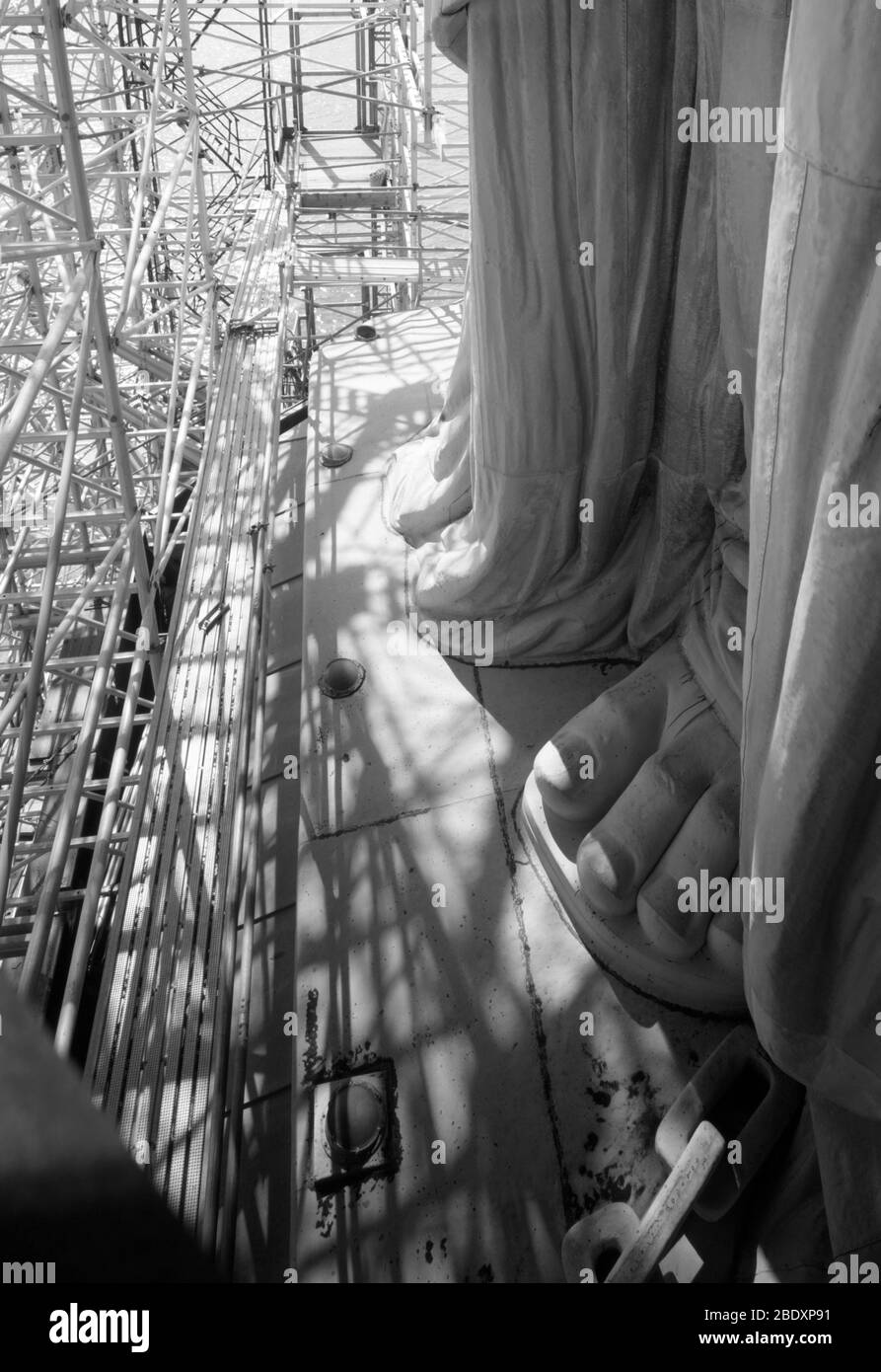 Statue of Liberty, Restoration, 1985 Stock Photo Alamy