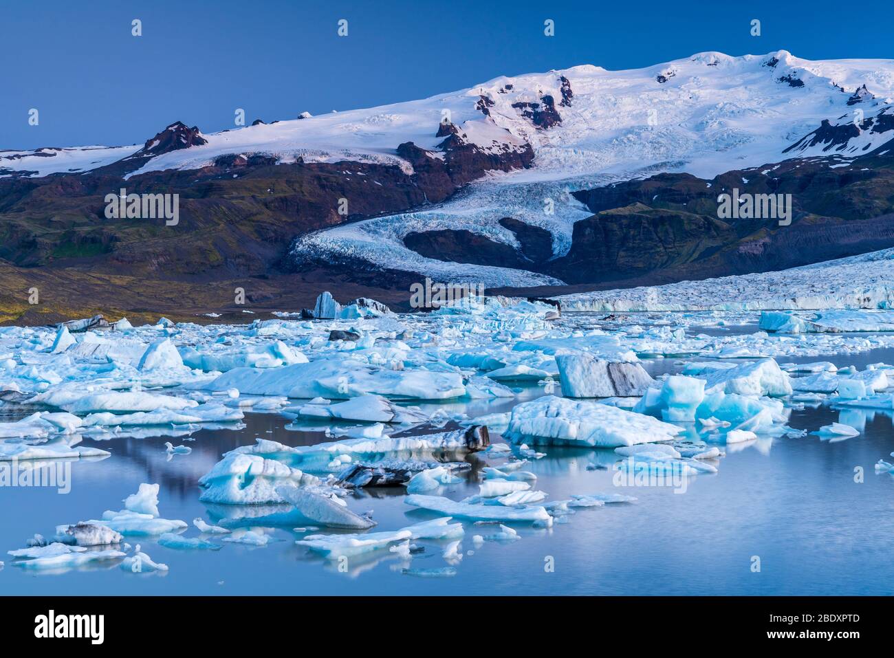 Fjallsárlón, glacier lake at the south end of the glacier Vatnajökull, Eastern Region, Iceland Stock Photo