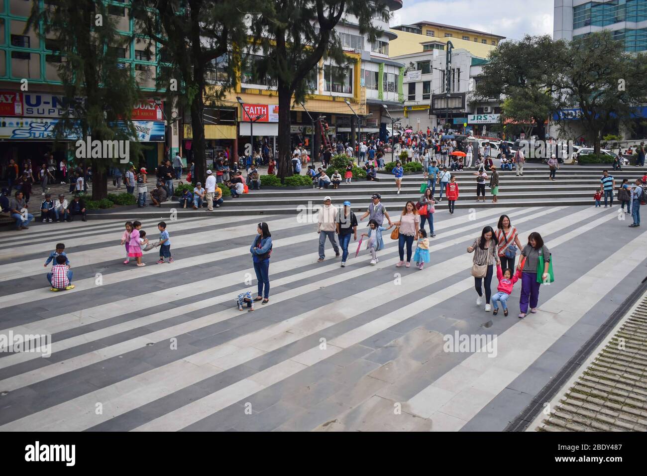 SEPTEMBER 22, 2019BAGUIO CITY PHILIPPINES Chalk art along Session