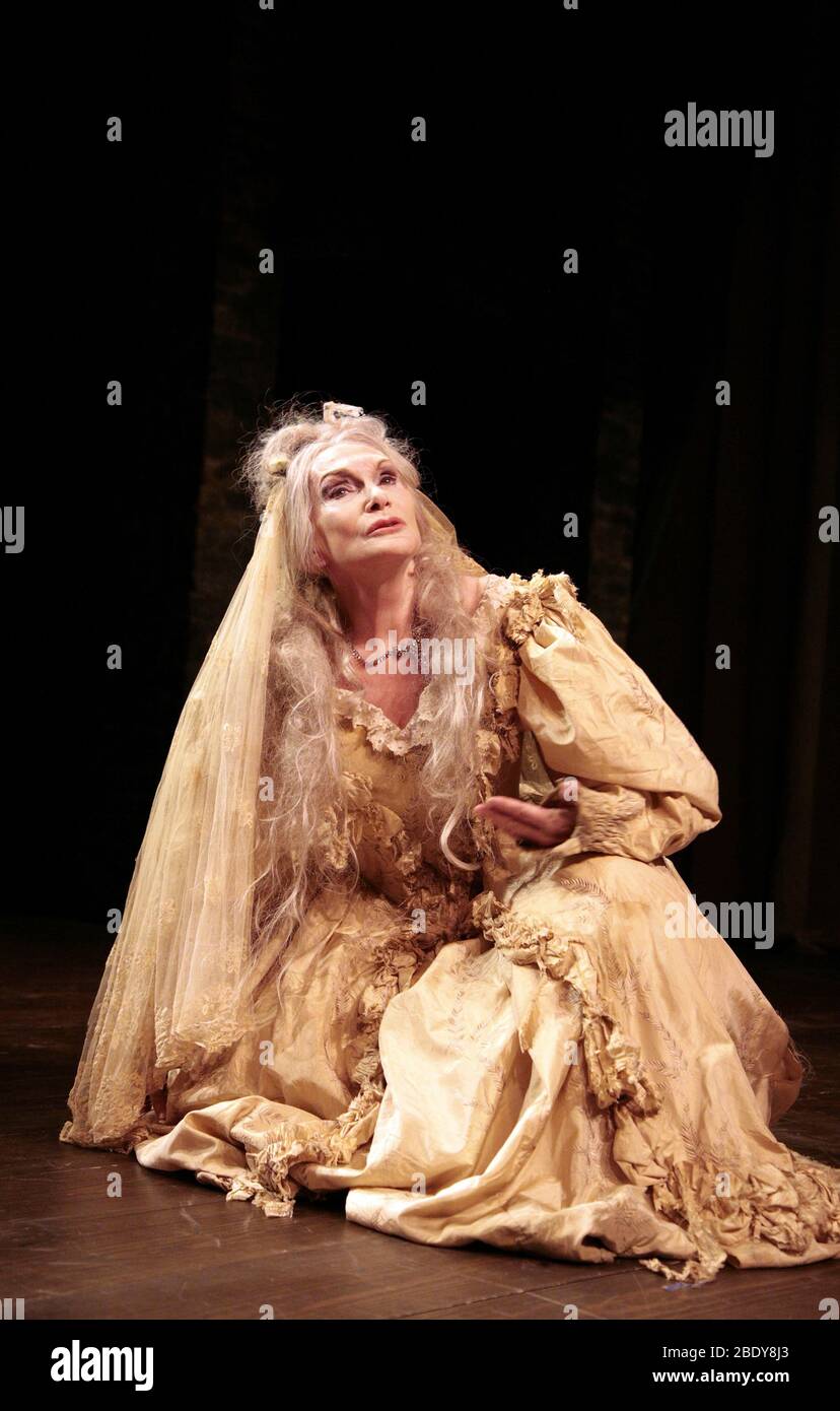 Sian phillips as miss havisham hires stock photography and images Alamy